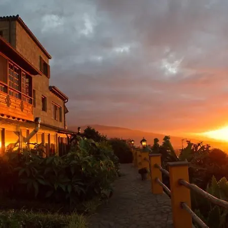 Finca Casa Vieja 招待所 *